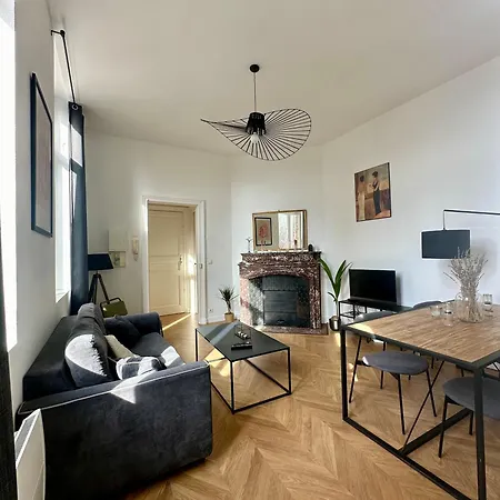 Spacieux Appt Haussmannien Parking Prive Apartment Amiens Exterior photo