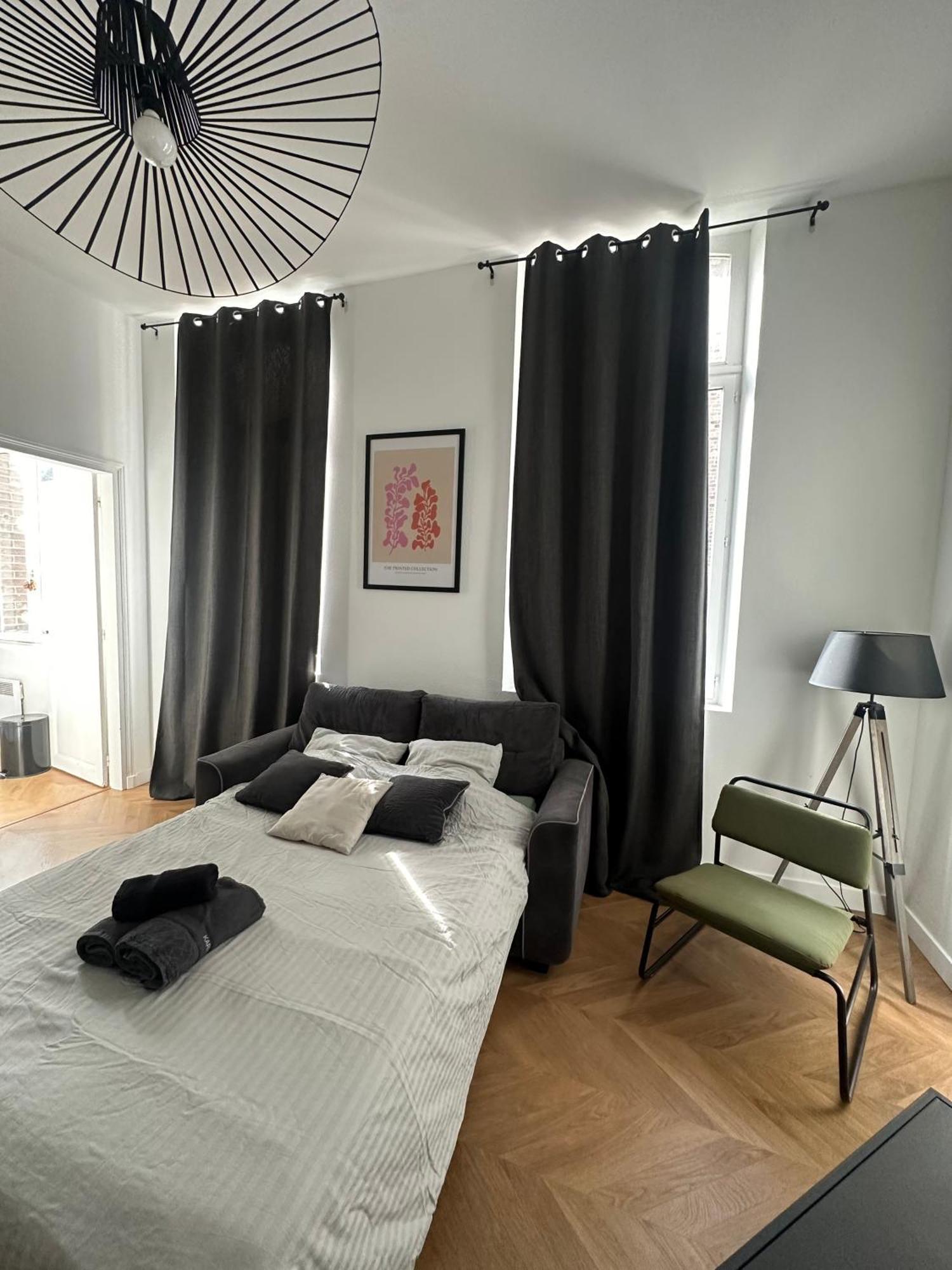Spacieux Appt Haussmannien Parking Prive Amiens